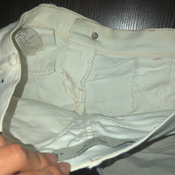 Abercrombie white shorts - Picture 4 of 5